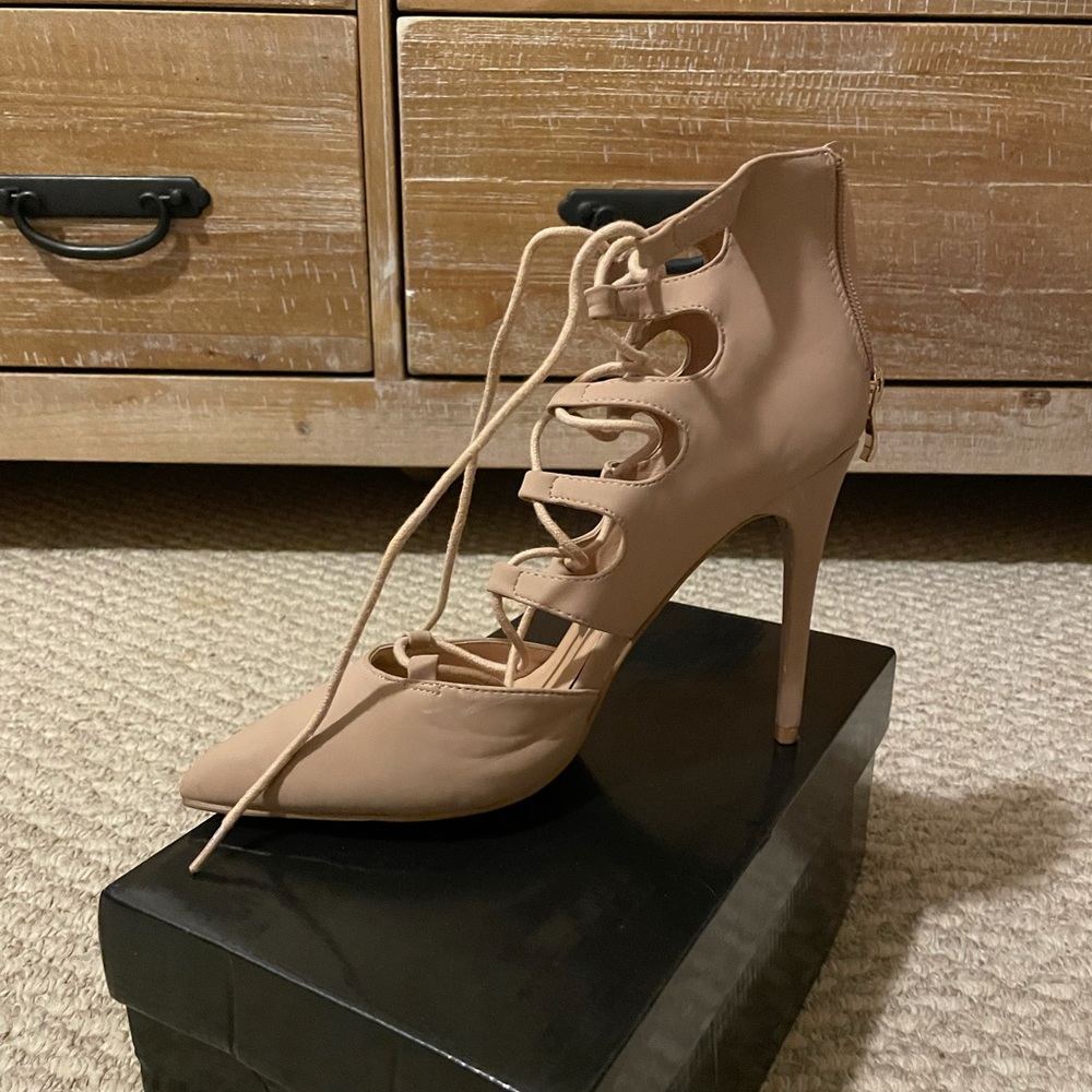 Tan Shoelaced Heels